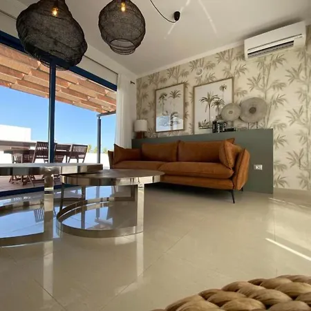 Global Gaumet - By Global Holidays 26329 Holiday home